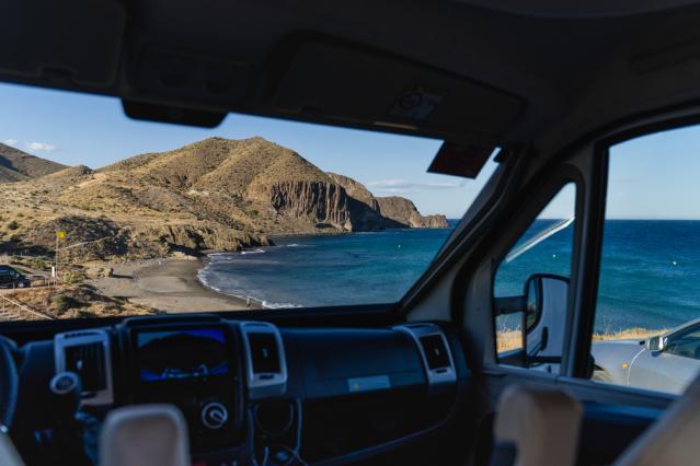 camping car pare brise vue intérieure 